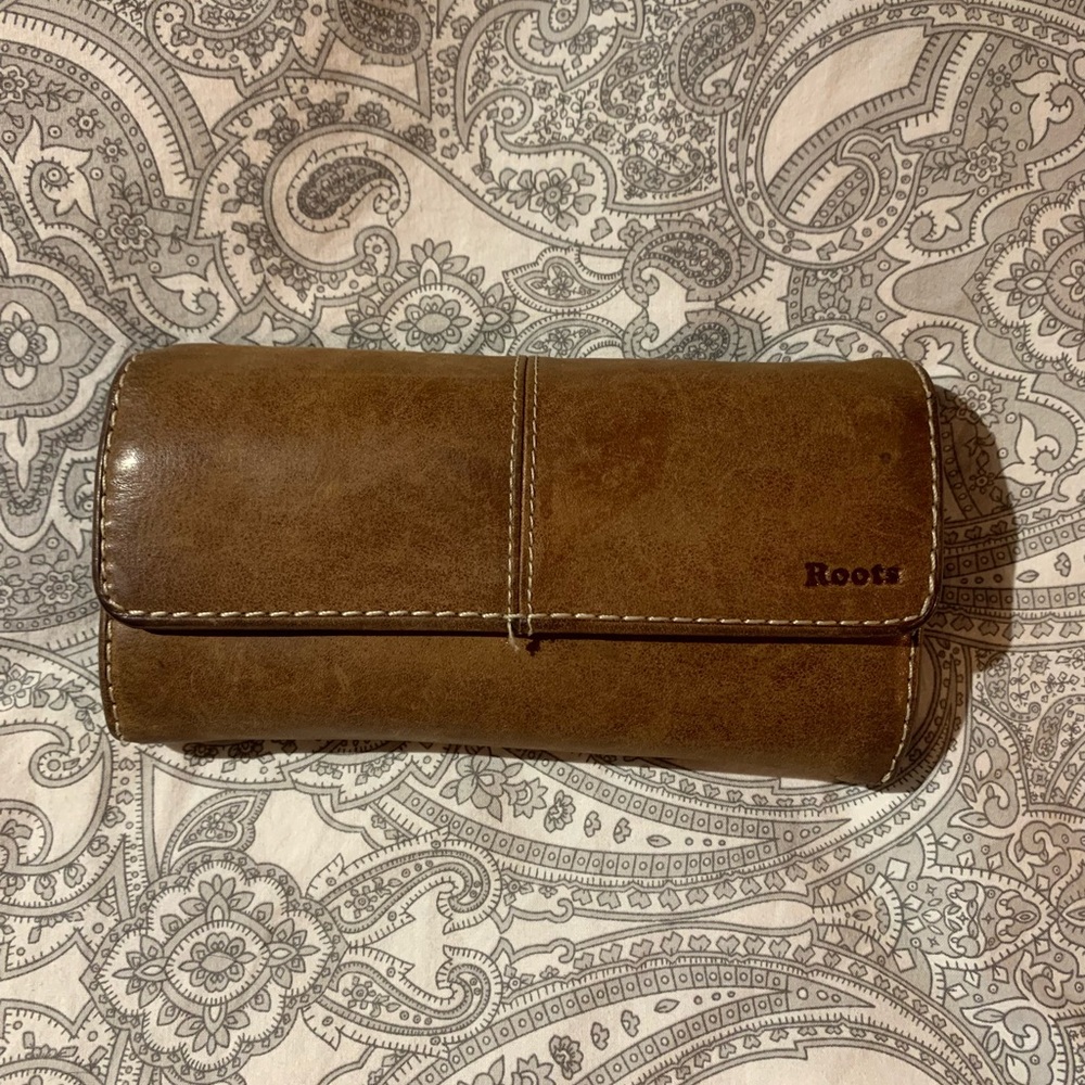 Roots Trifold Tribe Wallet 100% Genuine Leather - Picture 4 of 16